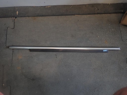 moulding dust right rear part AUDI Q5 2008- 8R
