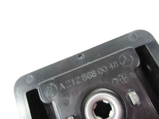 bracket hook z boot Mercedes W212