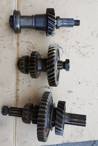 1,1 - ВАЛ РЕДУКТОРА ГАЗ 69 ВАЛ РЕДУКТОРА №1.