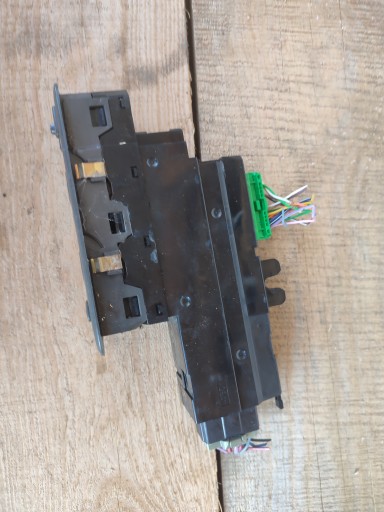 control panel of the window VOLVO S80 1 and LIFT 03-06 09193383