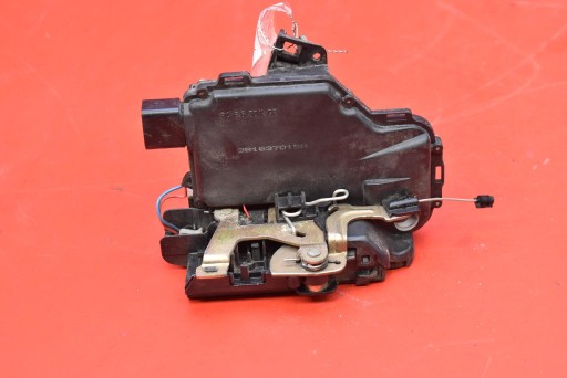 lock door left front front EU C3B1837015A SKODA OCTAVIA 1 and 96-00