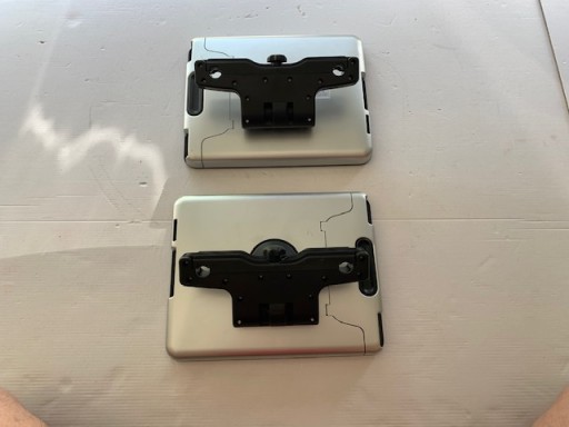 A1668200151 - MERCEDES A166 тримач ручки під IPAD ORG повний комплект