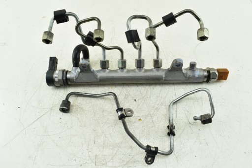 rampe injection VW PASSAT B7 GOLF VI AUDI A3 8P 2.0 TDI 03L130089