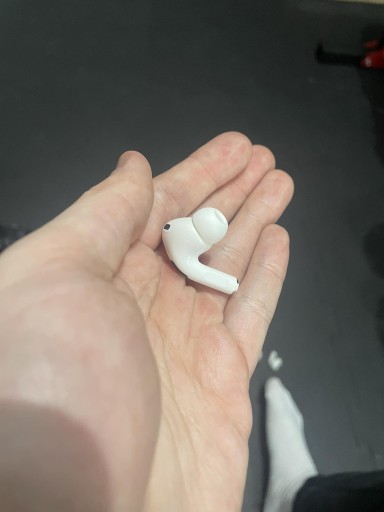 Oryginalna PRAWA SŁUCHAWKA AIRPODS PRO 2 GENERACJI Lightning Oryginalna PRAWA SŁUCHAWKA AIRPODS PRO 2 GENERACJI Lightning