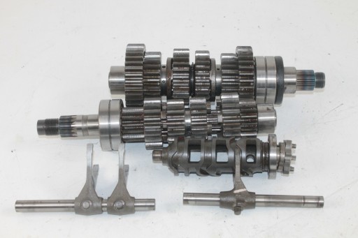 86 - KAWASAKI Z800 13-18 коробка передач