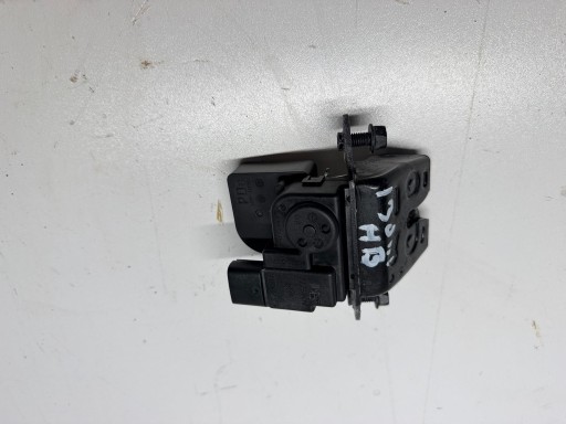 lock of the rear bonnet HYUNDAI I30 III HB 2017- 81230-G3000
