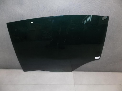 VW PASSAT B8 заднее левое стекло 3G5845025E 2019