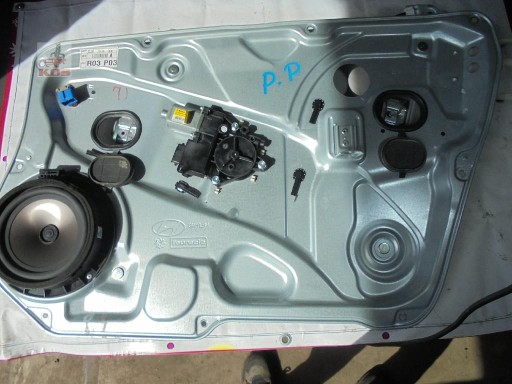 82480-3M000 - Механізм правого переднього скла hyundai genesis sedan 2008 3.8 v6