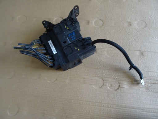 9822465180 - Запобіжники модуль батареї Peugeot 508 II