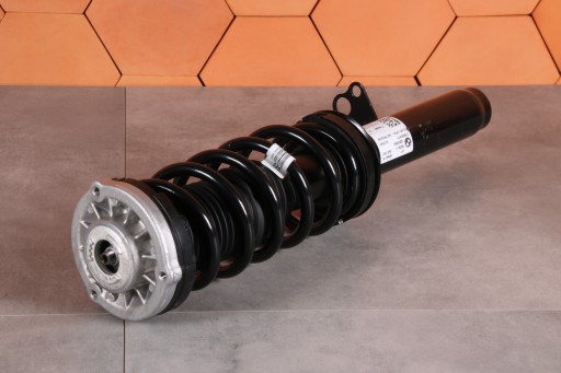 BMW 5 G30 G30 LCI shock absorber left front front XDRIVE 6866607 31 km !!!