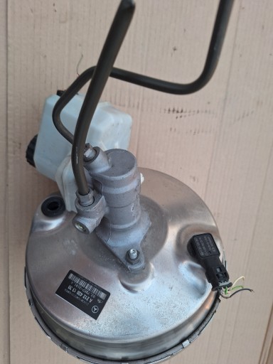 MERCEDES W212 servo brake booster A2124301330