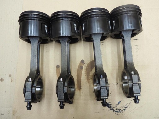 Ford Mondeo MK3 2.2 TDCI QJBA поршень шатун