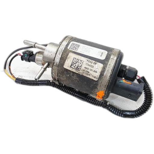 Pompa LIQUIDO SRODKA REDUKUJACEGO AUDI A4 B8 A5 8T Q5 8R 8K0131899G
