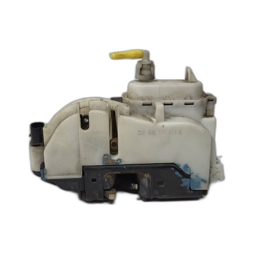 lock door left front Volkswagen Polo 6N2 1.7 SDI 6N2837015E