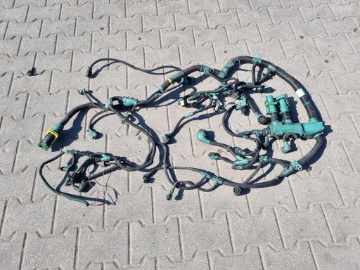 P01 - Ремень установки двигателя volvo fh 4 fm 4 d13k 22437675