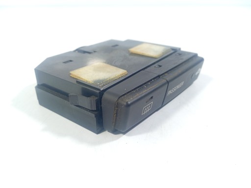 Toyota Avensis T25 03-09 switch OGRZEWANIA windows OE 8479005130C