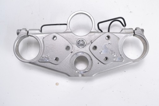 0050657 - Верхняя полка YAMAHA FJR 1300 01-05