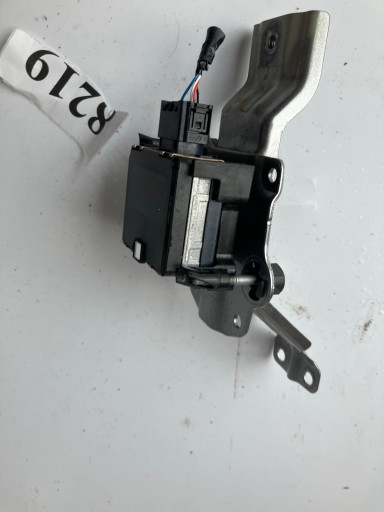 RADAR DISTRONIC SUZUKI SWIFT MK8 33943-80S02 Halter