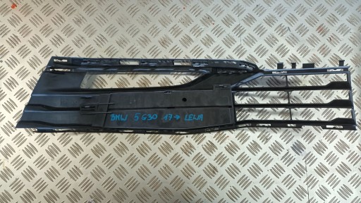 grid of a bumper of the front left BMW 5 G30 G31 2017R->
