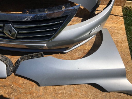 КРИЛО ПЕРЕДНЕ ПРАВЕ RENAULT LATITUDE TEKXC