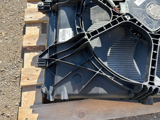 radiator radiator of water wodna fan komplet Dodge RAM 1500 3.6 2013