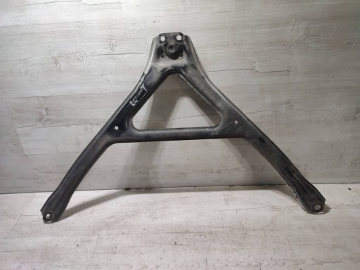 Lexus RC 2019 Z tylu holder bracket zwieszenia