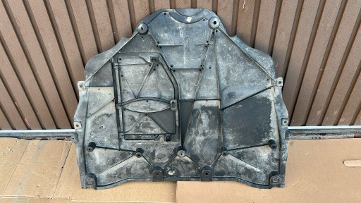 cover below engine of the engine TOYOTA YARIS IV 20