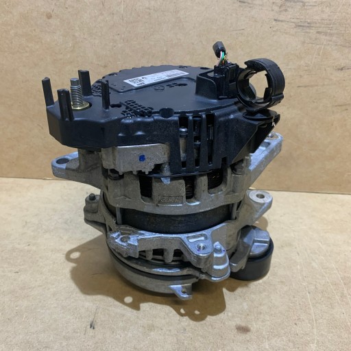 Renault captur ii 1.3 tce генератор 2310a8061r