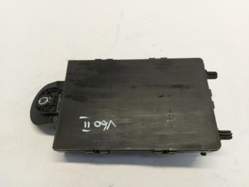 VOLVO V60 II PUSZKA Module fusibles 31682732