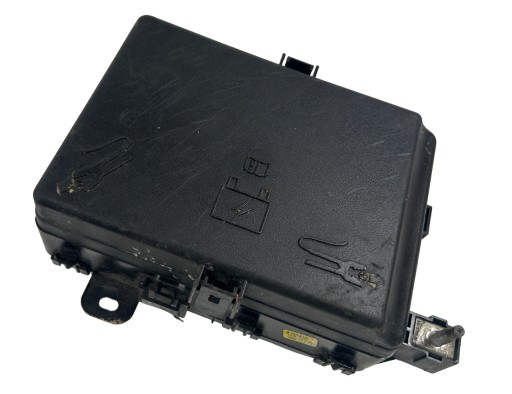 68065203AB - Блок предохранителей chrysler 300 ii 300c 11- p68065203ab