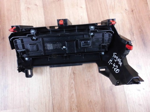 TOYOTA YARIS IV PANNEAU CONTRÔLE BOUTON CLIMATISATEUR AIR CONDITIONNÉ 55900-K0070
