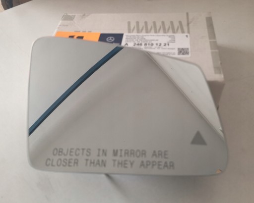 ВСТАВКА ЗЕРКАЛО СТЕКЛО ПРАВОЕ MERCEDES CLA A2468101221