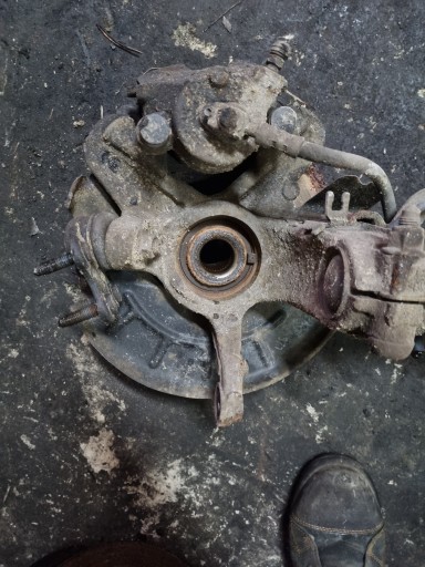 SKODA FABIA II 1,6 TDI ПРАВИЙ КРОСОВЕР