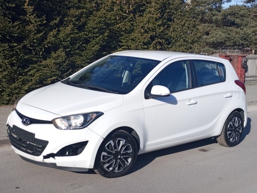 Hyundai i20 I Hatchback 5d Facelifting 1.4 CRDi 90KM 2013