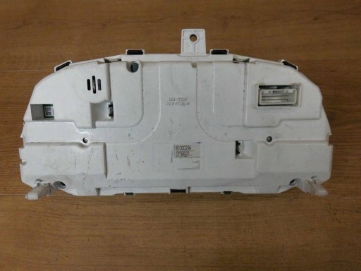 Mitsubishi Outlander III 2.0 BENZ AUTOMAT dials 8100C294