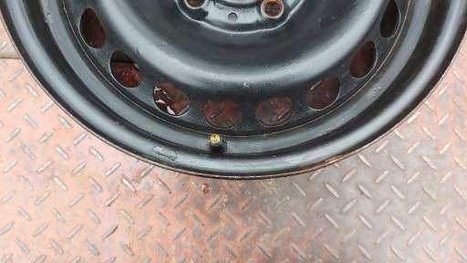 disk STALOWA 15 BMW 5x120 ET39 6,0"