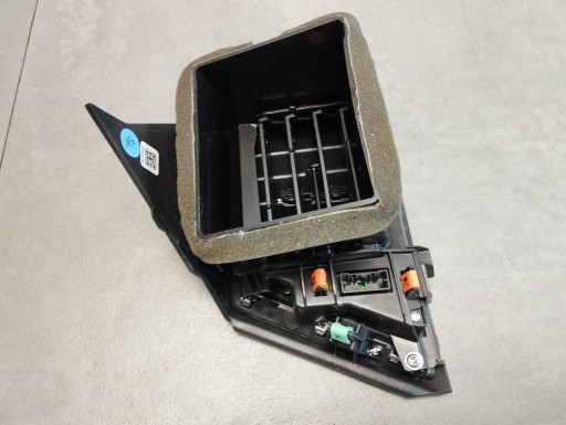 Volkswagen Amarok II 2023 grid air conditioning devices N1XB19C682EE