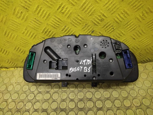 VW PASSAT B6 1.9 TDI dials 3B0920827A