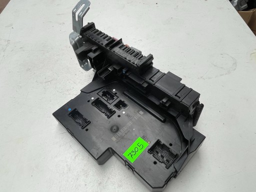 Mercedes-Benz E-CLASS Module fusibles 5dk00962057 5dk009620-57 !J