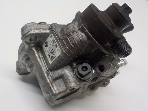 BMW 1 E87 3 E90 5 E60 2.0d N47 injection pump BOSCH sensor