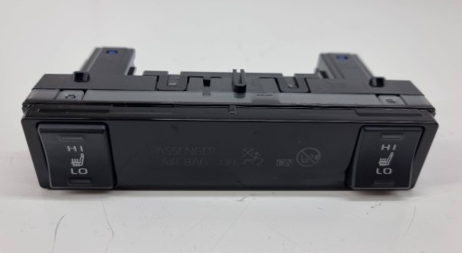 Toyota RAV4 V 2018-2023 switch panel of the heating grzania seat