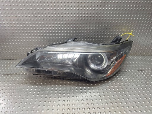 feu gauche avant TOYOTA CAMRY XV50 LIFT 15-17 foncé