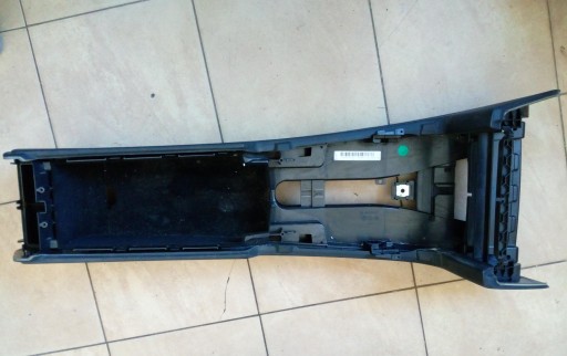 2126801550 - Центральний тунель MERCEDES W212.*