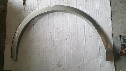 Накладка на крыло передняя левая, AUDI Q3 8U0853717A НОВЫЙ