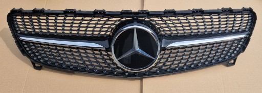 A1768881760 - Решітка MERCEDES W176 LIFT AMG