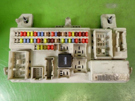 3M5T-14A073-CF - Блок запобіжників FORD FOCUS C-MAX 1.6 TDCI