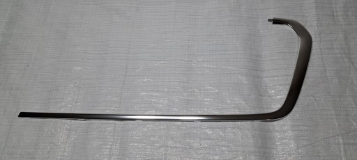 VOLVO V70 XC70 ОКОННАЯ НАКЛАДКА ВЕРХНЯЯ СПРАВА 31299714