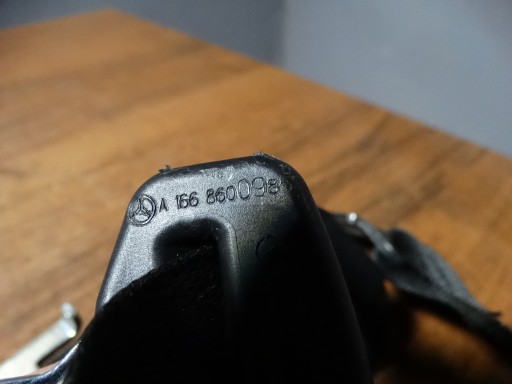 IDEALNY GURTEN SPANNER HINTEN LINKS MERCEDES W166 1
