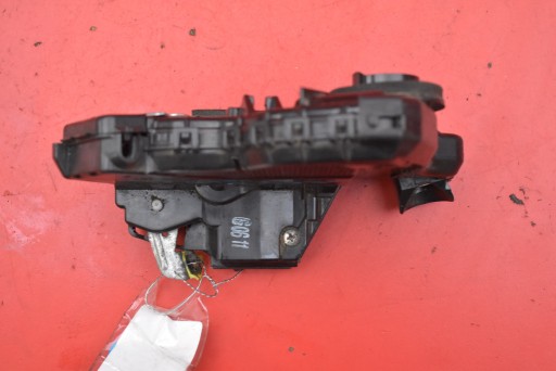 lock door left front front EU TOYOTA AVENSIS T27 09-11