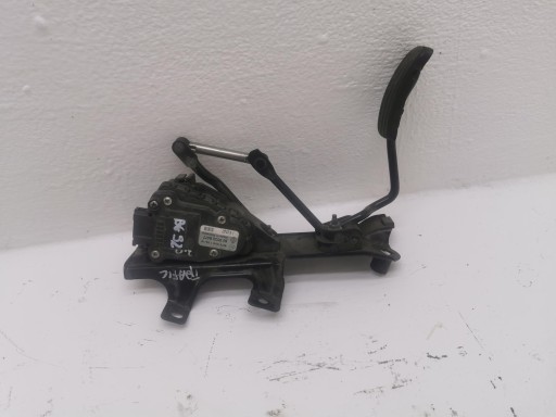potentiometer Gas RENAULT TRAFIC II 2.0 820008477